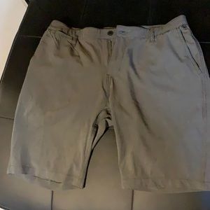 NWOT men’s shorts